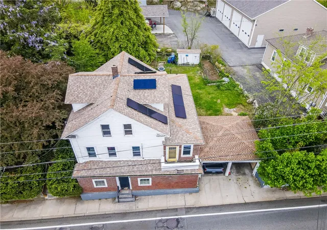Photo 3 of Single family home for sale at 1448 Plainfield Pike, Cranston, RI 02920 | MLS# 1417423 | Listing updated on 2026-08-21
