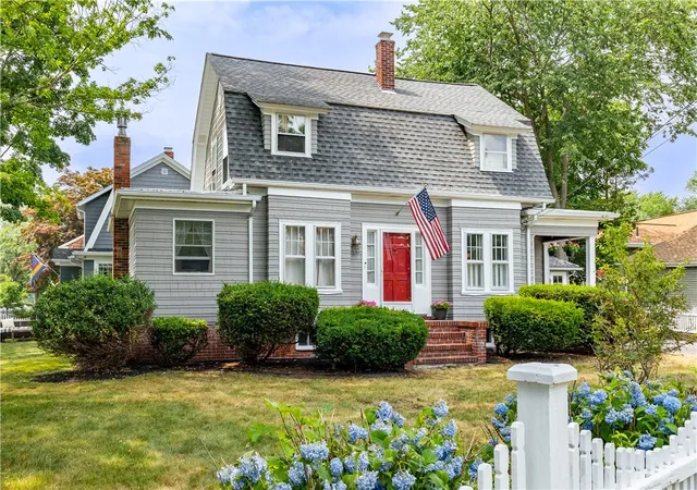 Homes for sale in East Providence, RI | 197 Wilson Ave, East Providence, RI 02916 | MLS# 1417389