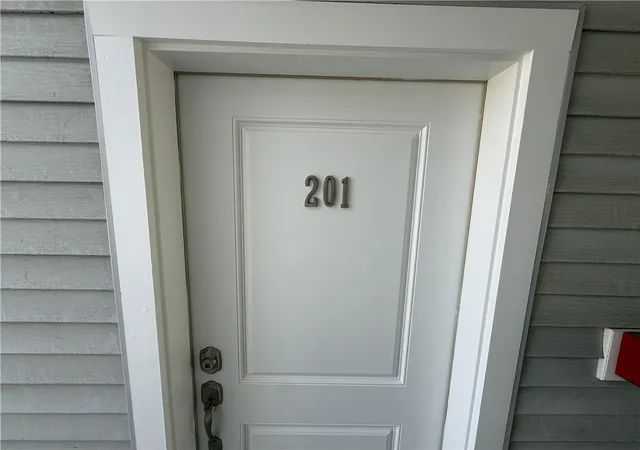 2nd image of 1535 Atwood Ave #204, Johnston, RI 02919 | MLS# 1417443