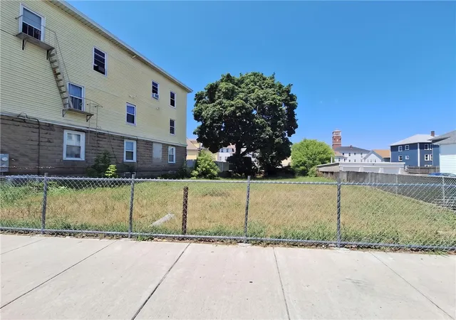 1st image of 18 Magnolia St, Pawtucket, RI 02860 | MLS# 1417459