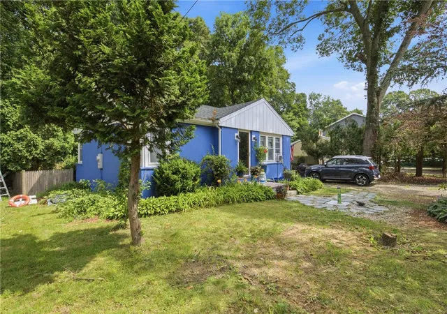 Homes for sale in North Kingstown, RI | 50 Plum Point Rd, North Kingstown, RI 02874 | MLS# 1417367
