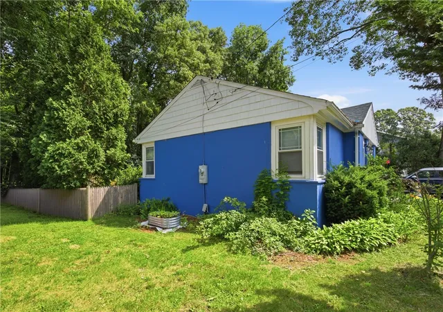 Homes for sale in North Kingstown, RI | 50 Plum Point Rd, North Kingstown, RI 02874 | MLS# 1417367