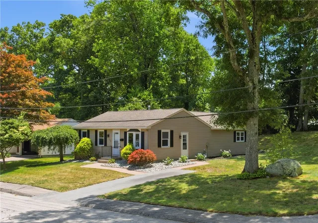 1st image of 162 Princeton Ave, Coventry, RI 02816 | MLS# 1417149