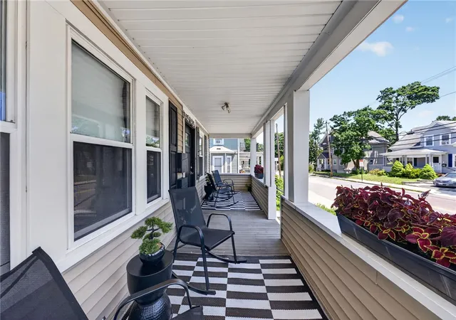 Homes for sale in Cranston, RI | 217 Pontiac Ave, Cranston, RI 02910 | MLS# 1417454