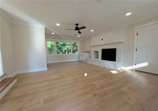 Photo 5 of Sale Pending at 513 Knotty Oak Rd, Coventry, RI 02816 | MLS# 1417071 | Listing updated on 2026-09-01