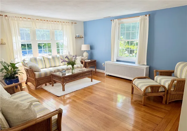 Homes for sale in Cumberland, RI | 3454 Diamond Hill Rd, Cumberland, RI 02864 | MLS# 1416189