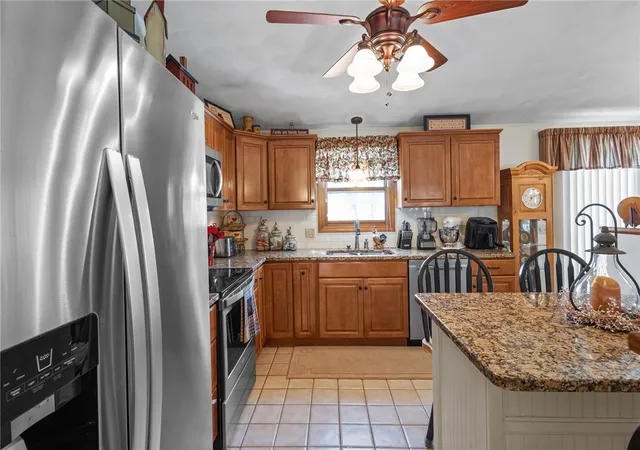 4th image of 123 Rice Ave, East Providence, RI 02914 | MLS# 1417479