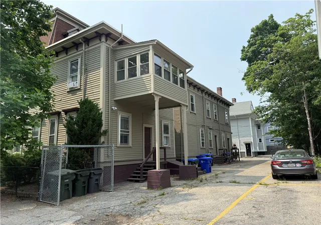 3rd image of 339 Thayer St, Providence, RI 02906 | MLS# 1417488