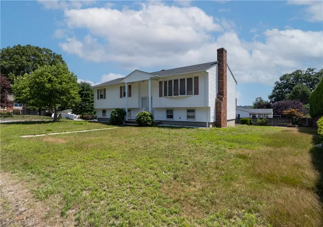 25th image of 18 Tabor Dr, Johnston, RI 02919 | MLS# 1417371