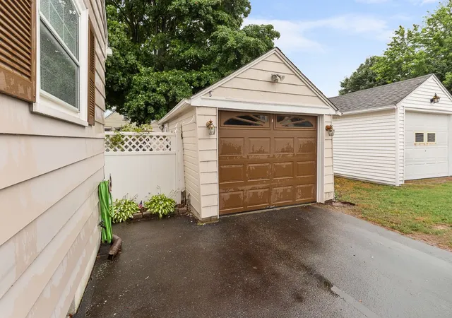 5th image of 165 Second St, Pawtucket, RI 02861 | MLS# 1417174