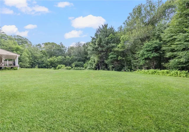 Homes for sale in Scituate, RI | 45 Lotter Ln, Scituate, RI 02857 | MLS# 1417192