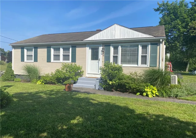 Photo 1 of Single family home for sale at 336 Shore Acres Ave, North Kingstown, RI 02852 | MLS# 1417492 | Listing updated on 2026-08-24