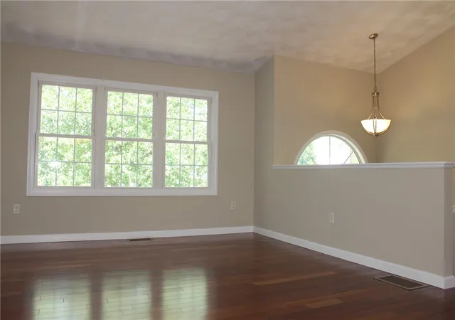 4th image of 56 Mckay Ct, Warwick, RI 02889 | MLS# 1417270