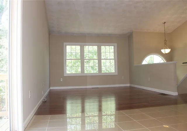 5th image of 56 Mckay Ct, Warwick, RI 02889 | MLS# 1417270