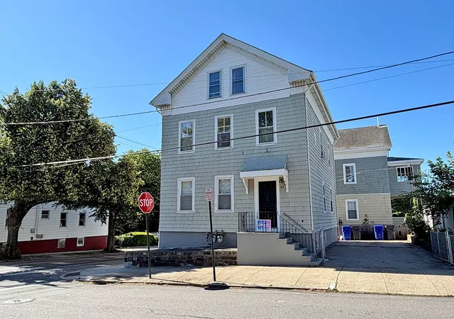 2nd image of 85 East George St, Providence, RI 02906 | MLS# 1417441