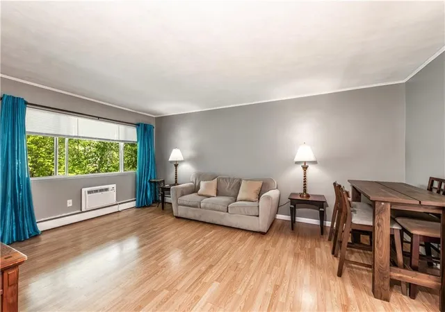 Homes for sale in Warwick, RI | 72 W Shore Rd #202, Warwick, RI 02889 | MLS# 1417553