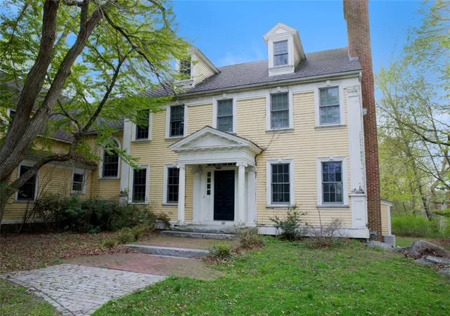 2nd image of 197 Rumstick Rd, Barrington, RI 02806 | MLS# 1417567