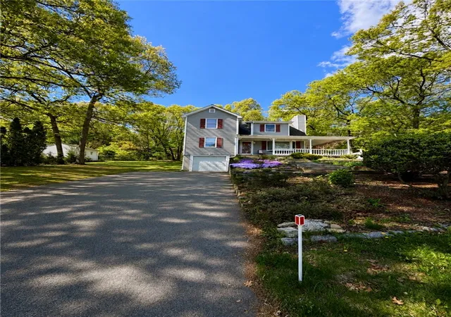 2nd image of 21 Primrose Ln, Johnston, RI 02919 | MLS# 1417580