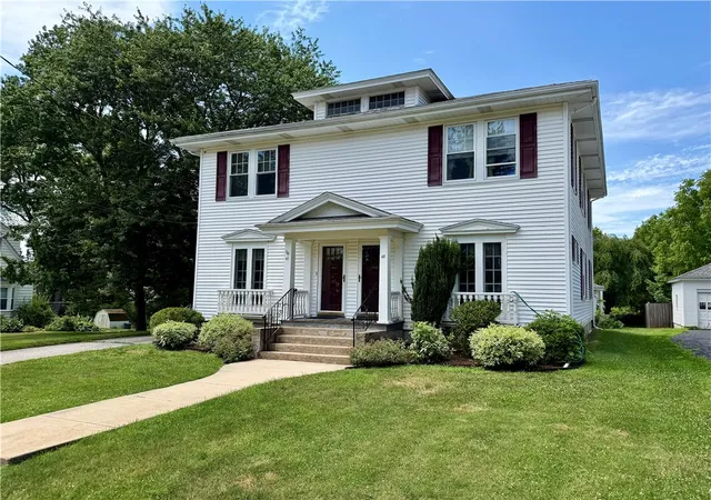 Homes for sale in North Smithfield, RI | 47 Homestead Ave, North Smithfield, RI 02896 | MLS# 1417505
