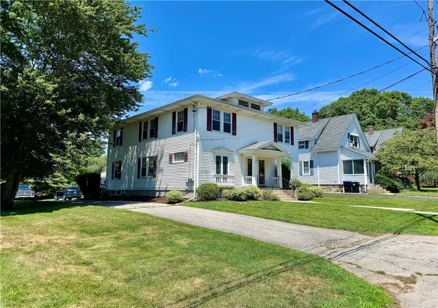 Homes for sale in North Smithfield, RI | 47 Homestead Ave, North Smithfield, RI 02896 | MLS# 1417505