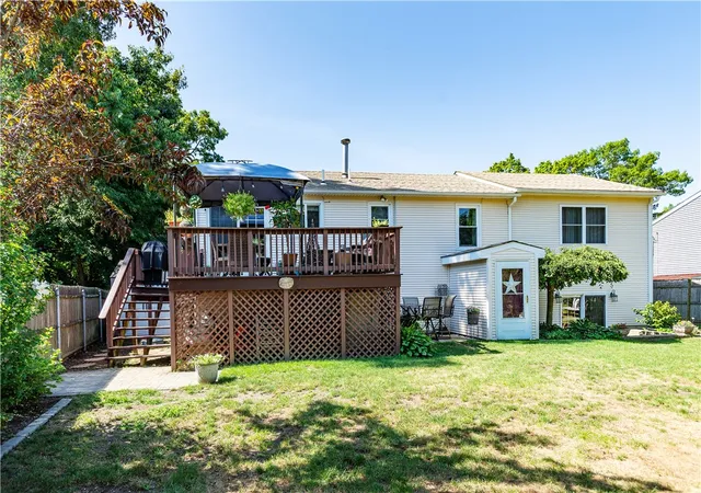 Photo 2 of Single family home for sale at 3 Glendale Ave, Warwick, RI 02889 | MLS# 1417216 | Listing updated on 2026-08-02