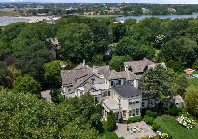 2nd image of 701 Bellevue Ave, Newport, RI 02840 | MLS# 1416450