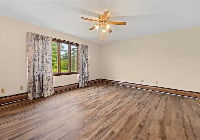 4th image of 271 Chapel St, Harrisville, RI 02830 | MLS# 1417615