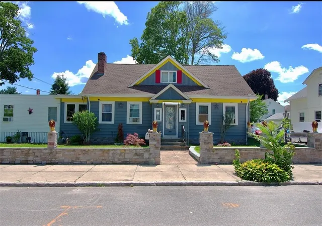 Photo 1 of Single family home for sale at 262 W Forest Ave, Pawtucket, RI 02860 | MLS# 1417631 | Listing updated on 2026-08-03