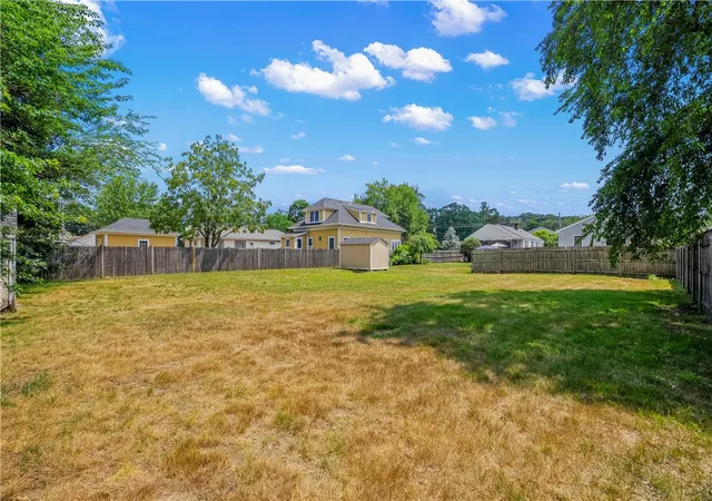 3rd image of 1201 Narragansett Pkwy, Warwick, RI 02888 | MLS# 1417167