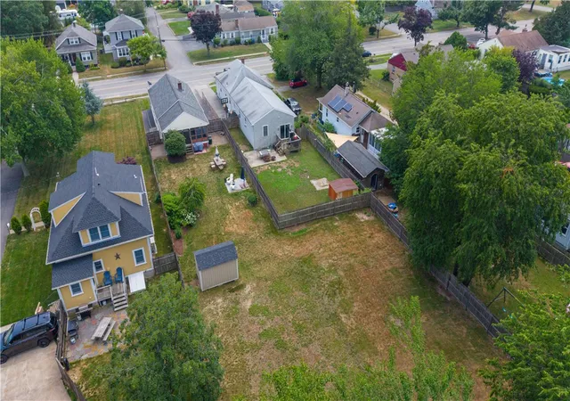 40th image of 1201 Narragansett Pkwy, Warwick, RI 02888 | MLS# 1417167
