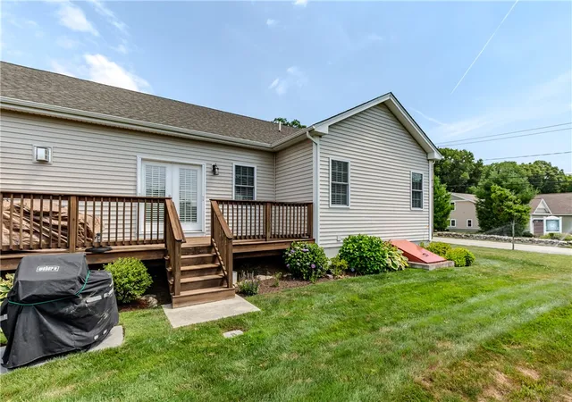 Homes for sale in Smithfield, RI | 11 Morgan Ln #A, Smithfield, RI 02917 | MLS# 1417481