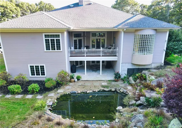 Homes for sale in Tiverton, RI | 51 W Ridge Dr, Tiverton, RI 02878 | MLS# 1417702