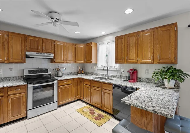 Photo 4 of Sale Pending at 20 Tamarac Dr #20B, Greenville, RI 02828 | MLS# 1416309 | Listing updated on 2026-08-21