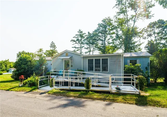 3rd image of 465 Gardiner Rd, Richmond, RI 02892 | MLS# 1415258