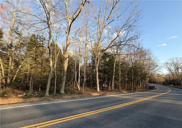 Homes for sale in Glocester, RI | 0 Chopmist Hill Rd, Glocester, RI 02859 | MLS# 1417729