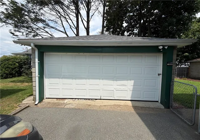 Photo 17 of Sale Pending at 105 Eldridge St, Cranston, RI 02910 | MLS# 1417253 | Listing updated on 2026-08-18