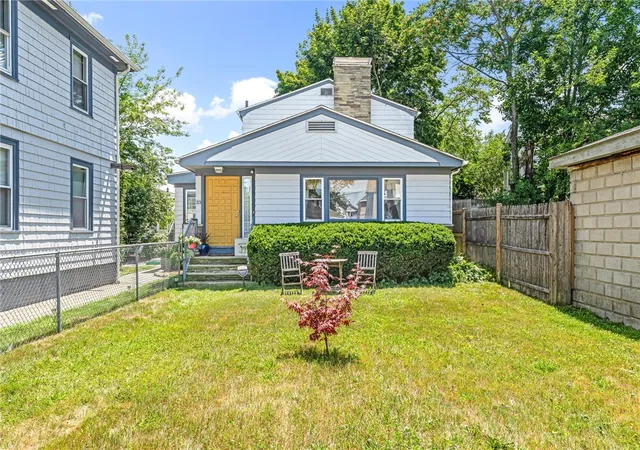 1st image of 33 Malbone St, Providence, RI 02908 | MLS# 1417495
