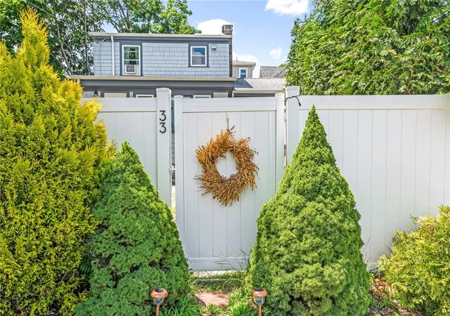 4th image of 33 Malbone St, Providence, RI 02908 | MLS# 1417495