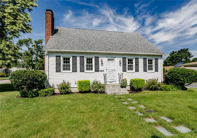1st image of 15 Drake Rd, Warwick, RI 02888 | MLS# 1417661