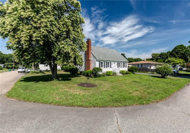 2nd image of 15 Drake Rd, Warwick, RI 02888 | MLS# 1417661