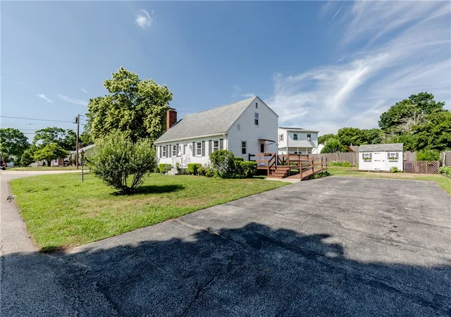 3rd image of 15 Drake Rd, Warwick, RI 02888 | MLS# 1417661