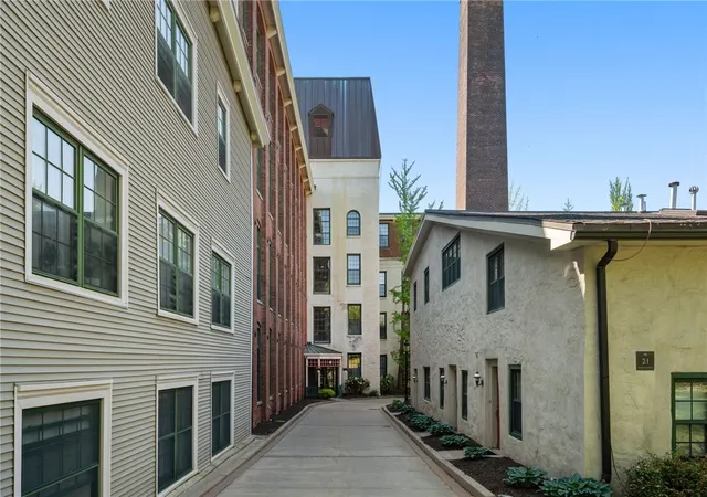 Homes for sale in Smithfield, RI | 15 Higgins St #109, Smithfield, RI 02917 | MLS# 1417801