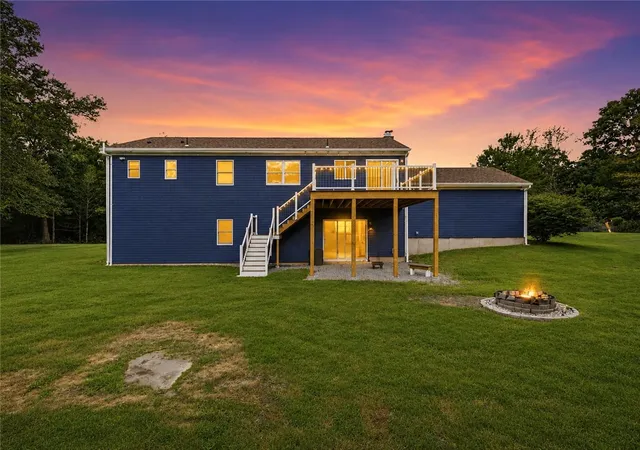 2nd image of 7 Fox Ridge Dr, Richmond, RI 02898 | MLS# 1417809