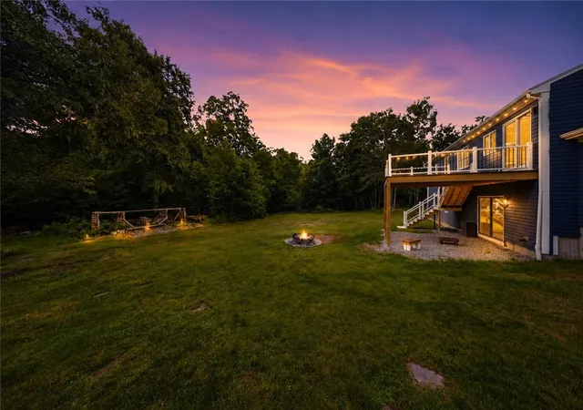 3rd image of 7 Fox Ridge Dr, Richmond, RI 02898 | MLS# 1417809