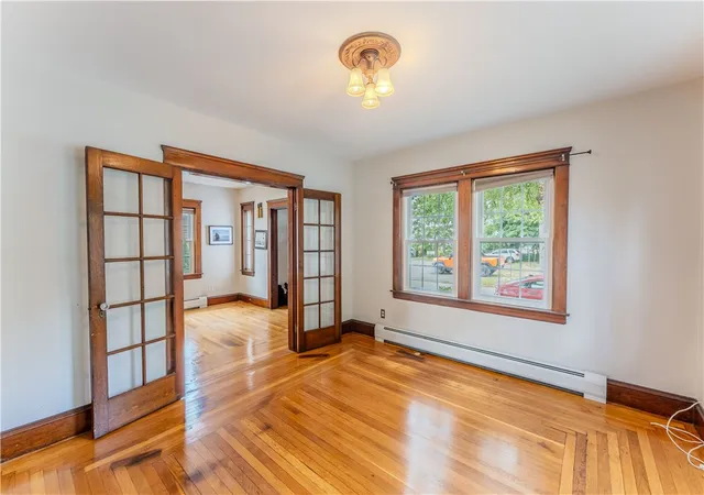 Homes for sale in Cranston, RI | 27 Willis St, Cranston, RI 02910 | MLS# 1417831