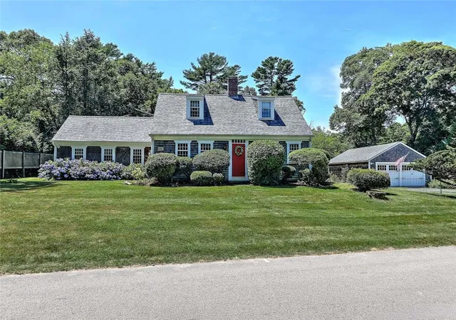 1st image of 1263 Drift Rd, Westport, MA 02790 | MLS# 1417862