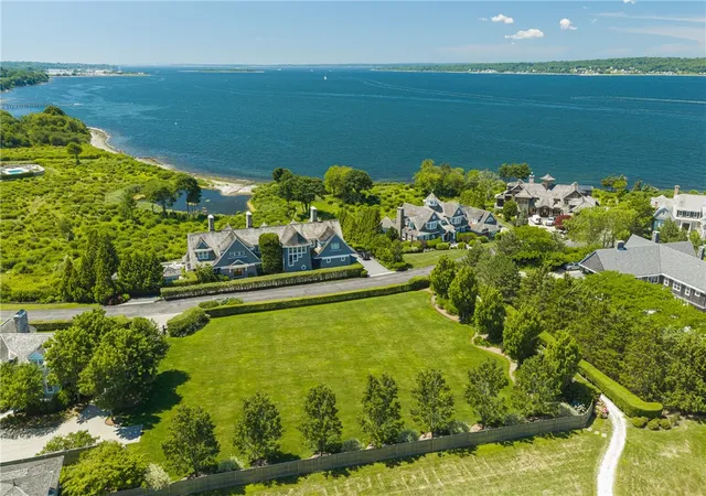 1st image of 0 Carnegie Harbor Dr, Portsmouth, RI 02871 | MLS# 1417838