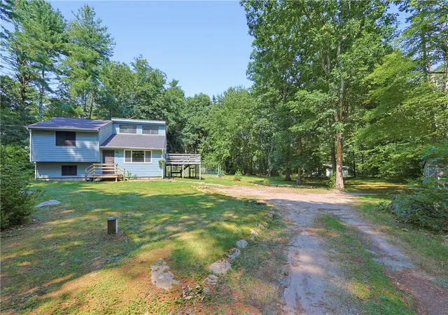 5th image of 35 Dawn Ln, Richmond, RI 02894 | MLS# 1417452