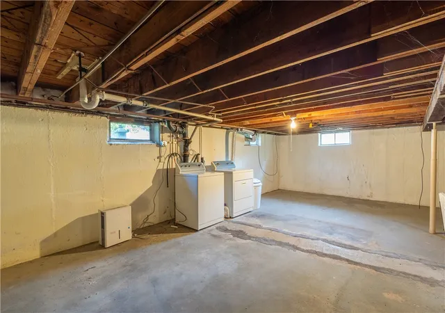 Photo 18 of Sale Pending at 40 Greenfield Rd, Cumberland, RI 02864 | MLS# 1417805 | Listing updated on 2026-08-14