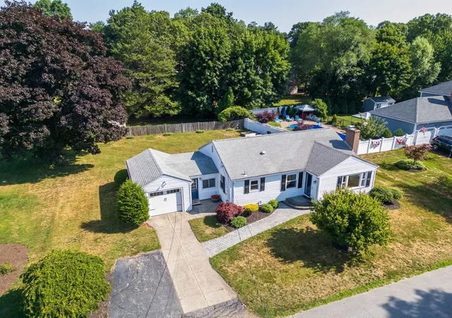 Photo 2 of Sale Pending at 40 Greenfield Rd, Cumberland, RI 02864 | MLS# 1417805 | Listing updated on 2026-08-14